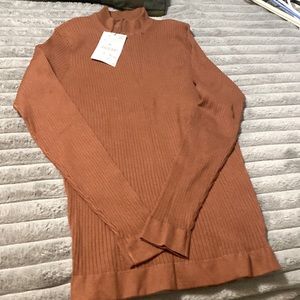 Men’s half turtleneck shirt